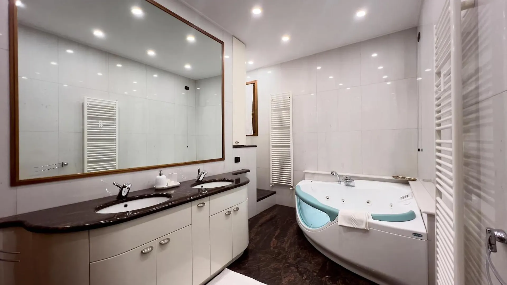 Nama Boutique Residence Venice Apartment