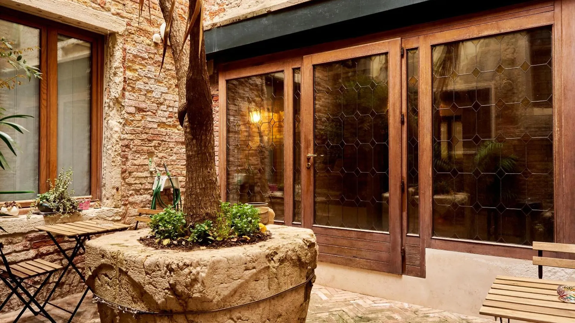 Nama Boutique Residence Βενετία 0*,  Ιταλία