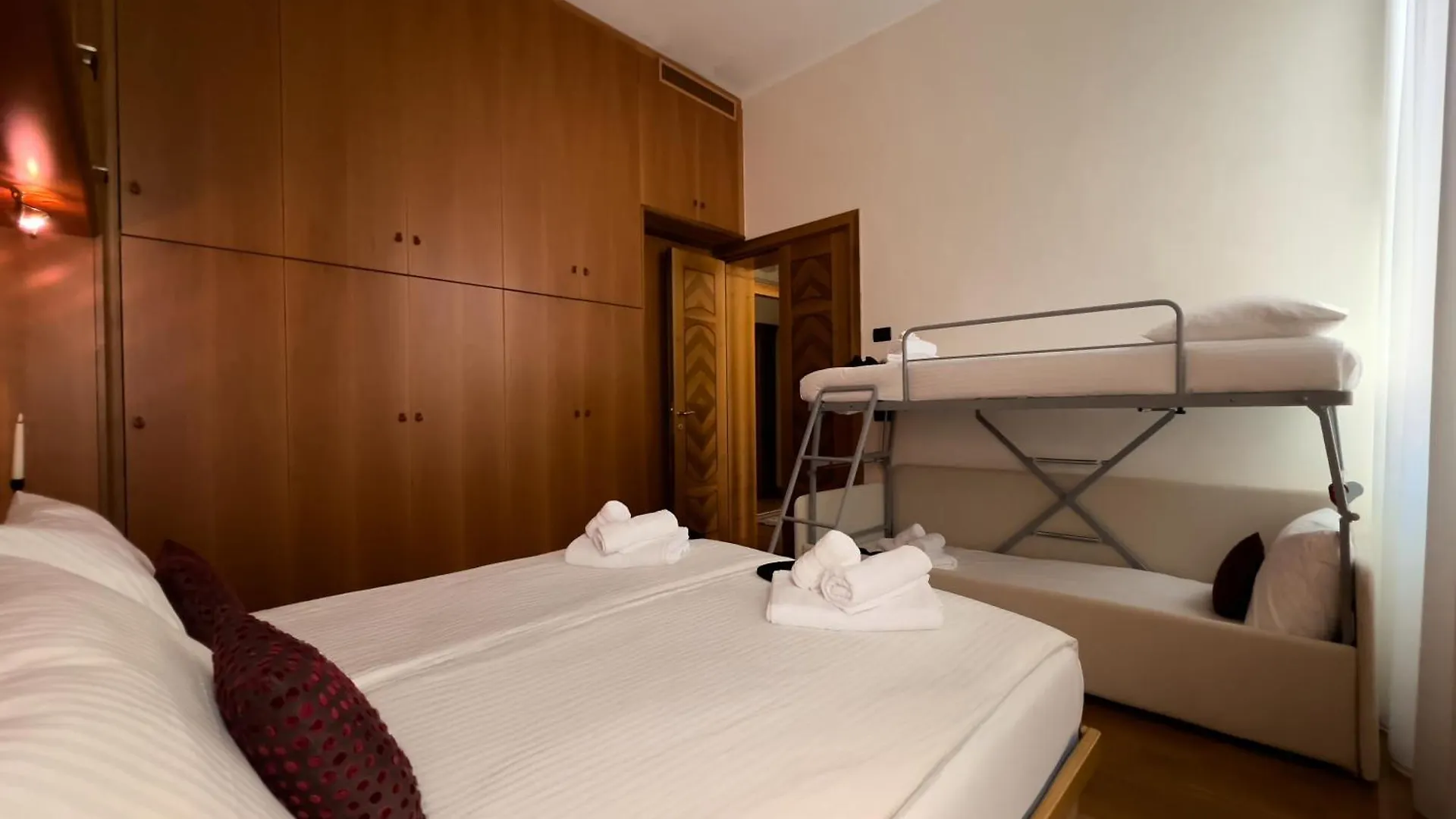 Nama Boutique Residence Βενετία 0*,